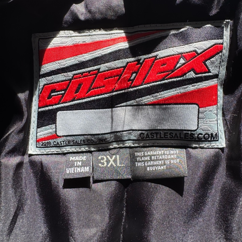 Castle X Platform Jacket - Picture 3 of 8